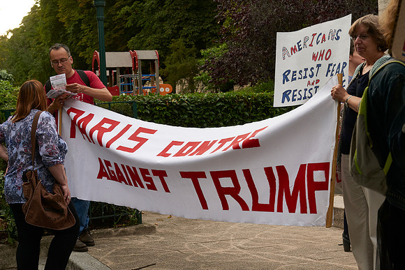 17-07-13 7-12 pm  0081 Paris Contre Trump