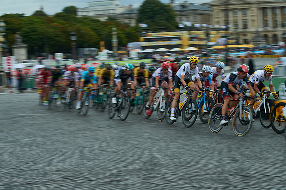 Le Tour 24