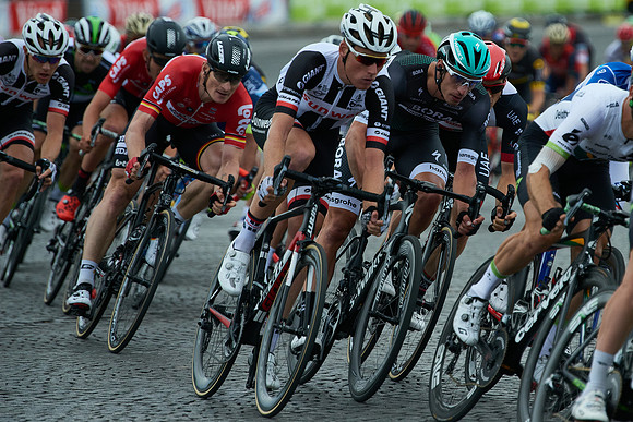 Le Tour 26
