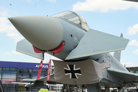 Eurofighter 2 25-06-17 12-06-38 0157