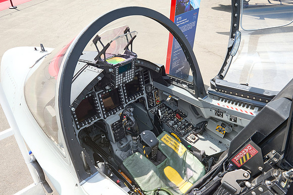 Textron Trainer 25-06-16 15-43-36 0040